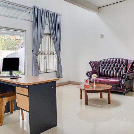 Oyo 3690 Wisma Yani Syariah Padang  Ngoại thất bức ảnh