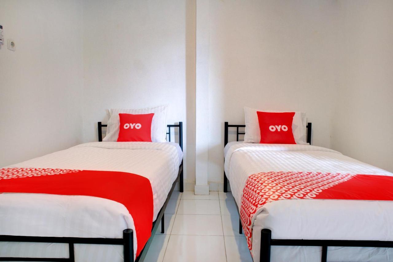 Oyo 3690 Wisma Yani Syariah Padang  Ngoại thất bức ảnh