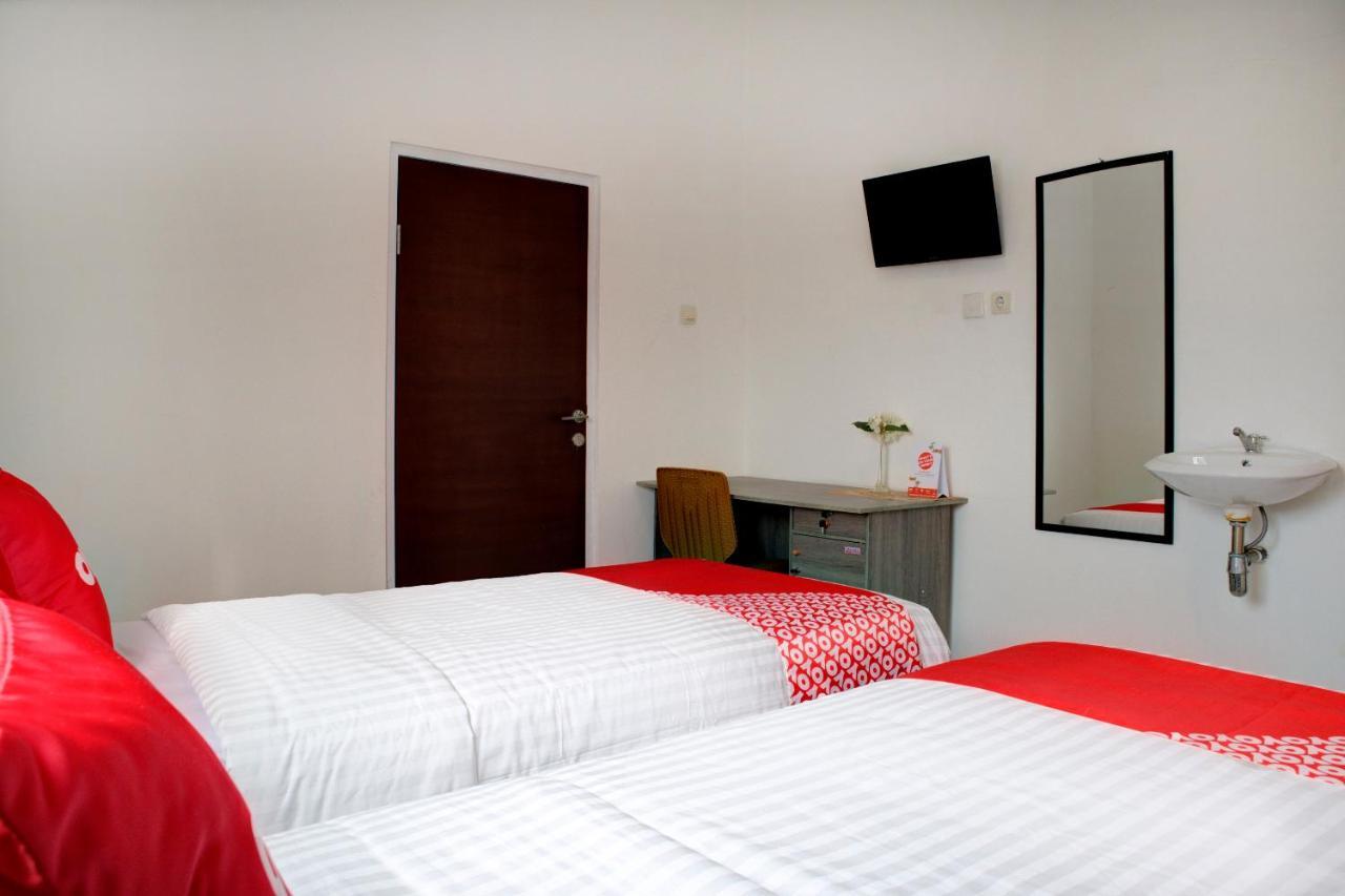 Oyo 3690 Wisma Yani Syariah Padang  Ngoại thất bức ảnh