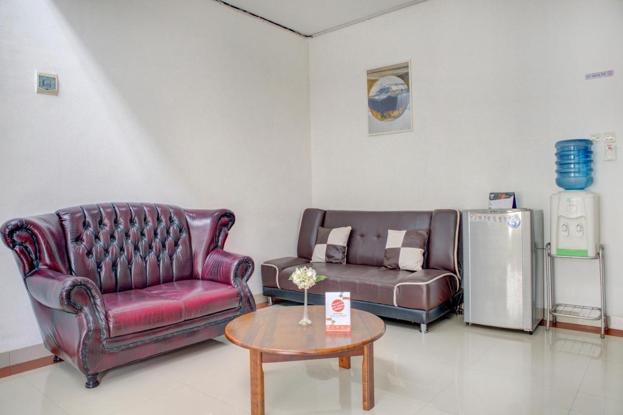 Oyo 3690 Wisma Yani Syariah Padang  Ngoại thất bức ảnh